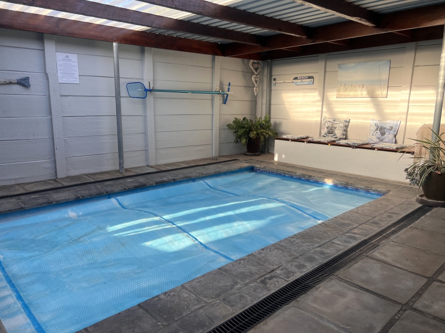 To Let 1 Bedroom Property for Rent in Melkbosstrand Central Western Cape